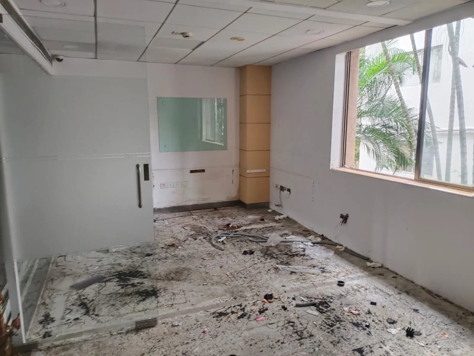 Full floor clearance run inside a financial unit highlighting corporate office dismantling Guindy operations.